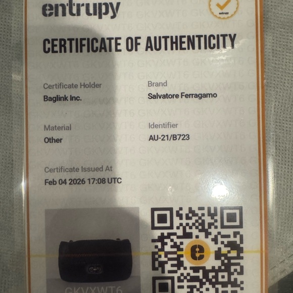 Ferragamo Navy Blue Quilted Chain Bag with COA - Picture 12 of 12